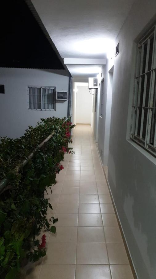 Ferienwohnung La Bianca Colón Exterior foto
