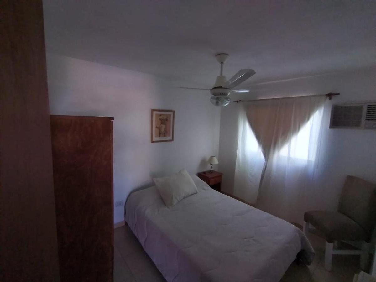Ferienwohnung La Bianca Colón Exterior foto